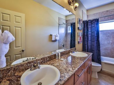 Luxury Vacation Home off 30 A Blue Mountain Luxury Vacation Home off 30 A Blue Mountain